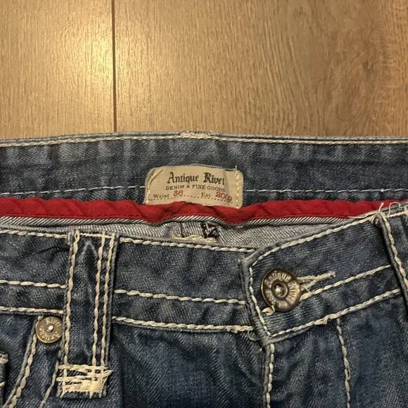 Antique Rivet Ripped Straight Leg Jeans - Picture 4 of 4